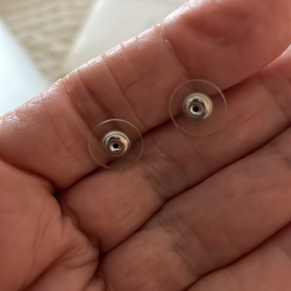 Earrings - Picture 5 of 5